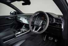 Audi RSQ8 TFSI V8 Vorsprung 