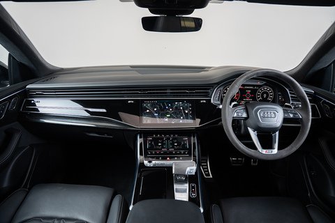 4.0 TFSI V8 Vorsprung SUV 5dr Petrol Tiptronic quattro Euro 6 (s/s) (600 ps)