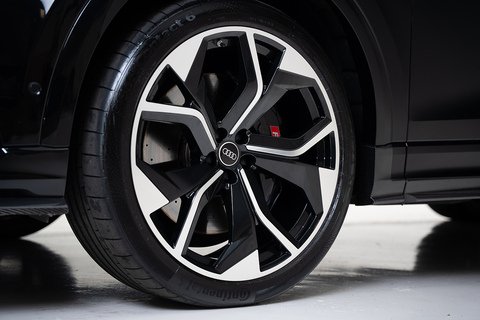 4.0 TFSI V8 Vorsprung SUV 5dr Petrol Tiptronic quattro Euro 6 (s/s) (600 ps)