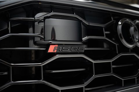 4.0 TFSI V8 Vorsprung SUV 5dr Petrol Tiptronic quattro Euro 6 (s/s) (600 ps)