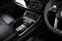 Audi RSQ8 TFSI V8 Vorsprung 