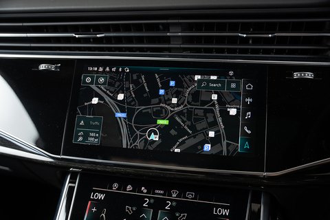 4.0 TFSI V8 Vorsprung SUV 5dr Petrol Tiptronic quattro Euro 6 (s/s) (600 ps)