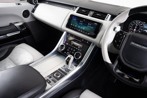 5.0 P575 V8 SVR SUV 5dr Petrol Auto 4WD Euro 6 (s/s) (575 ps)