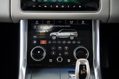 5.0 P575 V8 SVR SUV 5dr Petrol Auto 4WD Euro 6 (s/s) (575 ps)