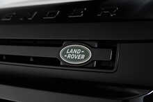 Land Rover Defender 90 D250 MHEV X-Dynamic S 