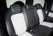Mercedes-Benz G Class G63 V8 BiTurbo MHEV AMG Magno Edition 