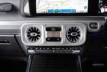 Mercedes-Benz G Class G63 V8 BiTurbo MHEV AMG Magno Edition 