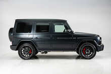 Mercedes-Benz G Class G63 V8 BiTurbo MHEV AMG Magno Edition 