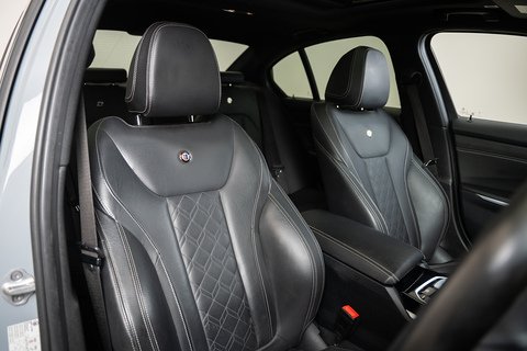 0.0 Saloon Diesel