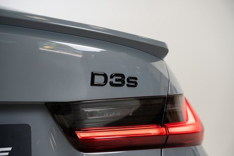 0.0 Saloon Diesel