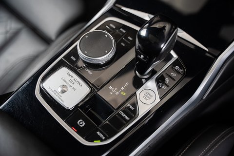 0.0 Saloon Diesel