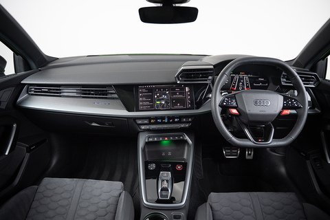 2.5 TFSI Carbon Vorsprung Saloon 4dr Petrol S Tronic quattro Euro 6 (s/s) (400 ps)
