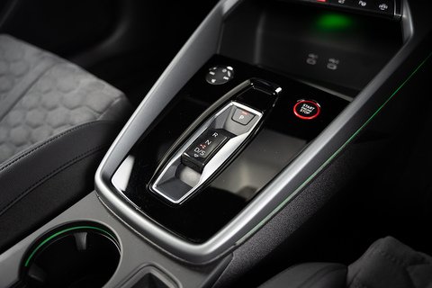 2.5 TFSI Carbon Vorsprung Saloon 4dr Petrol S Tronic quattro Euro 6 (s/s) (400 ps)