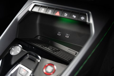 2.5 TFSI Carbon Vorsprung Saloon 4dr Petrol S Tronic quattro Euro 6 (s/s) (400 ps)