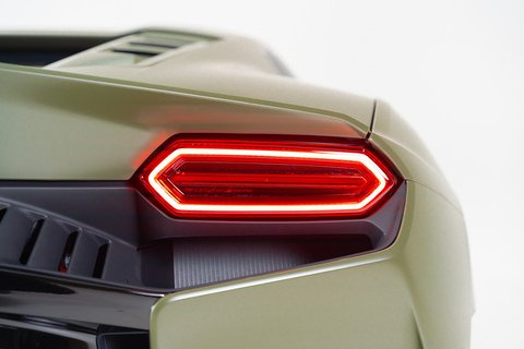 4.0 V8 BiTurbo HPEV 3.8kWh Coupe 2dr Petrol Plug-in Hybrid AMT 4WD Euro 6 (920 ps)