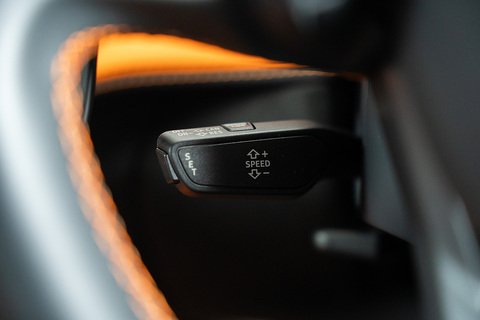 4.0 V8 BiTurbo HPEV 3.8kWh Coupe 2dr Petrol Plug-in Hybrid AMT 4WD Euro 6 (920 ps)