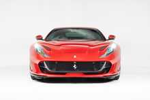 Ferrari 812 Superfast V12 
