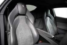 Ferrari 812 Superfast V12 