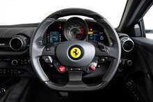 Ferrari 812 Superfast V12 