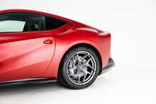 Ferrari 812 Superfast V12 