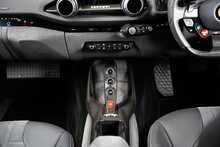 Ferrari 812 Superfast V12 