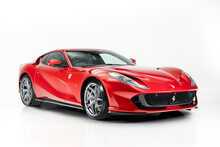 Ferrari 812 Superfast V12 