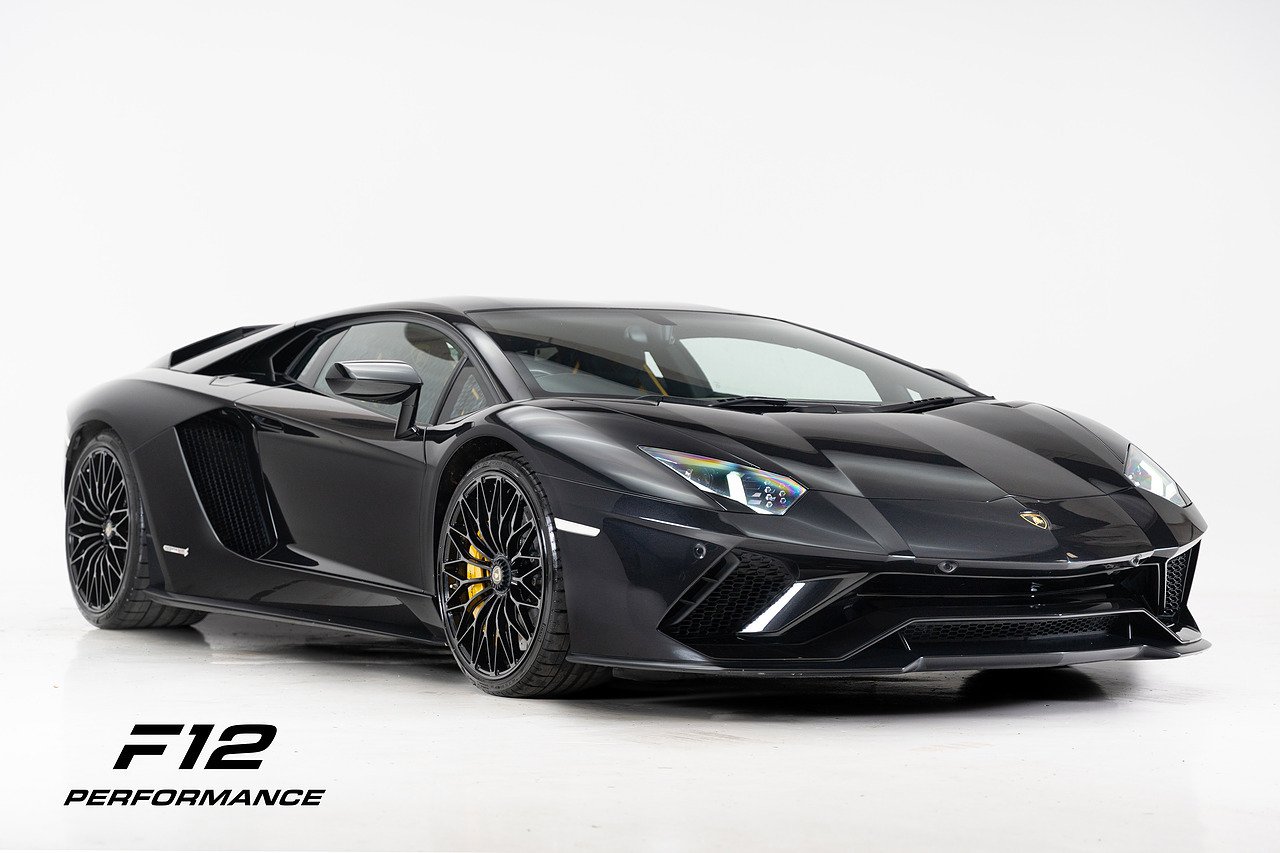 Lamborghini 6.5 V12 LP 740-4 S 2dr Petrol ISR 4WD Euro 6 (740 ps)
