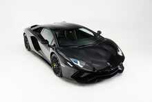 Lamborghini Aventador V12 LP 740-4 S 