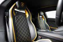 Lamborghini Aventador V12 LP 740-4 S 