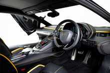 Lamborghini Aventador V12 LP 740-4 S 