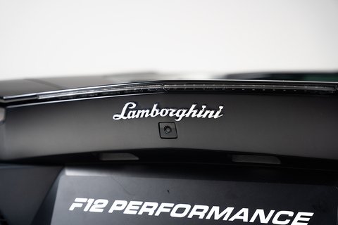 6.5 V12 LP 740-4 S 2dr Petrol ISR 4WD Euro 6 (740 ps)