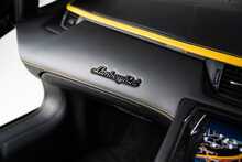 Lamborghini Aventador V12 LP 740-4 S 