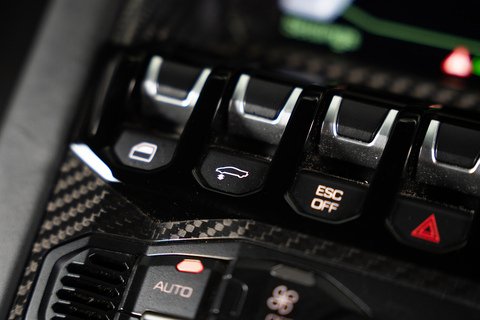 6.5 V12 LP 740-4 S 2dr Petrol ISR 4WD Euro 6 (740 ps)