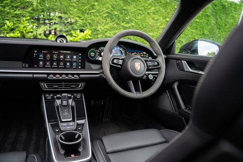 3.7T 992 Turbo S Coupe 2dr Petrol PDK 4WD Euro 6 (s/s) (650 ps)