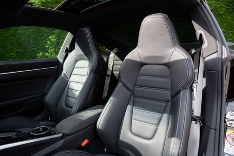 3.7T 992 Turbo S Coupe 2dr Petrol PDK 4WD Euro 6 (s/s) (650 ps)