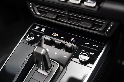 3.7T 992 Turbo S Coupe 2dr Petrol PDK 4WD Euro 6 (s/s) (650 ps)