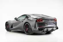 Ferrari 812 Superfast V12 