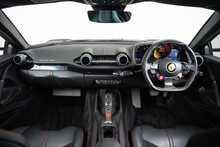 Ferrari 812 Superfast V12 