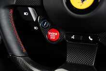 Ferrari 812 Superfast V12 