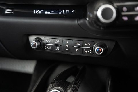 6.5 V12 Coupe 2dr Petrol F1 DCT Euro 6 (s/s) (800 ps)