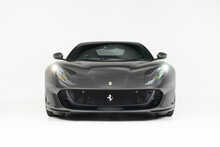 Ferrari 812 Superfast V12 