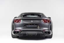 Ferrari 812 Superfast V12 