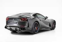 Ferrari 812 Superfast V12 