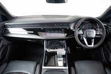 Audi RSQ8 TFSI V8 Performance Carbon Vorsprung 