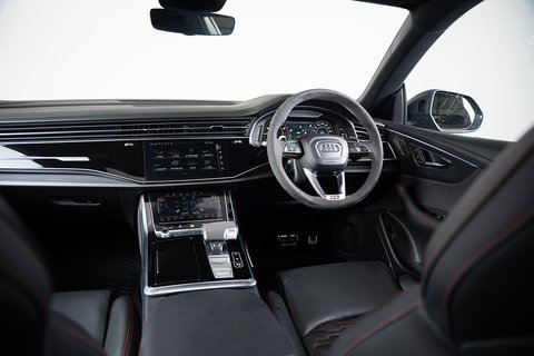 4.0 TFSI V8 Performance Carbon Vorsprung SUV 5dr Petrol Tiptronic quattro Euro 6 (s/s) (640 ps)