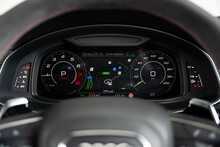 Audi RSQ8 TFSI V8 Performance Carbon Vorsprung 