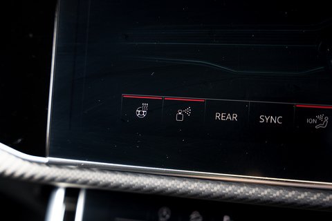 4.0 TFSI V8 Performance Carbon Vorsprung SUV 5dr Petrol Tiptronic quattro Euro 6 (s/s) (640 ps)