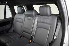 Land Rover Range Rover P400e Westminster Black 