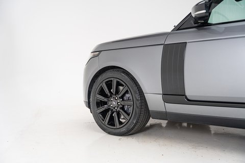 2.0 P400e 13.1kWh Westminster Black SUV 5dr Petrol Plug-in Hybrid Auto 4WD Euro 6 (s/s) (404 ps)