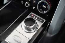 Land Rover Range Rover P400e Westminster Black 